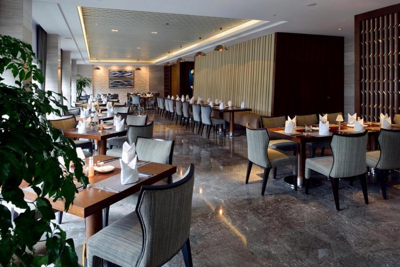 Howard Johnson Ifc Plaza Ning-po Restaurace fotografie