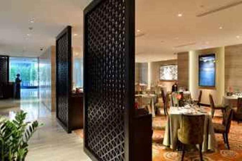 Howard Johnson Ifc Plaza Ning-po Restaurace fotografie
